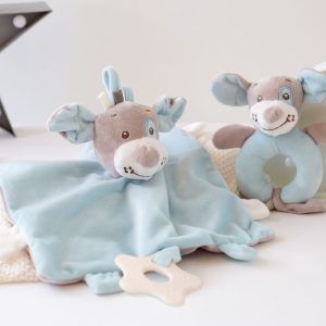CONJ. DOUDOU E GUIZO BEBÉ AZUL 30X18CM